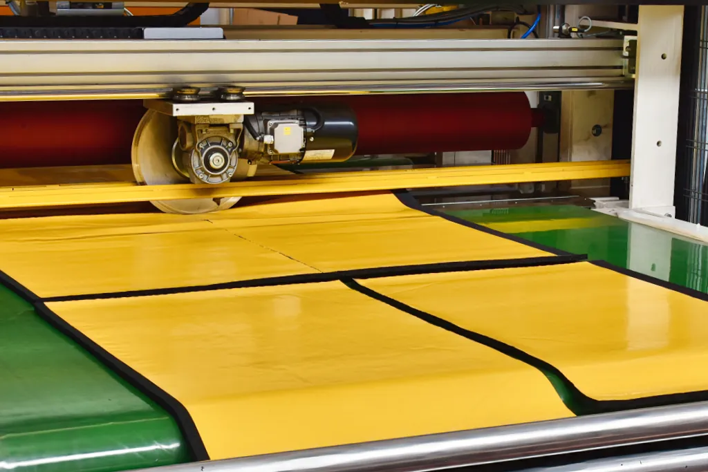 Laminating machine - In-line cutting